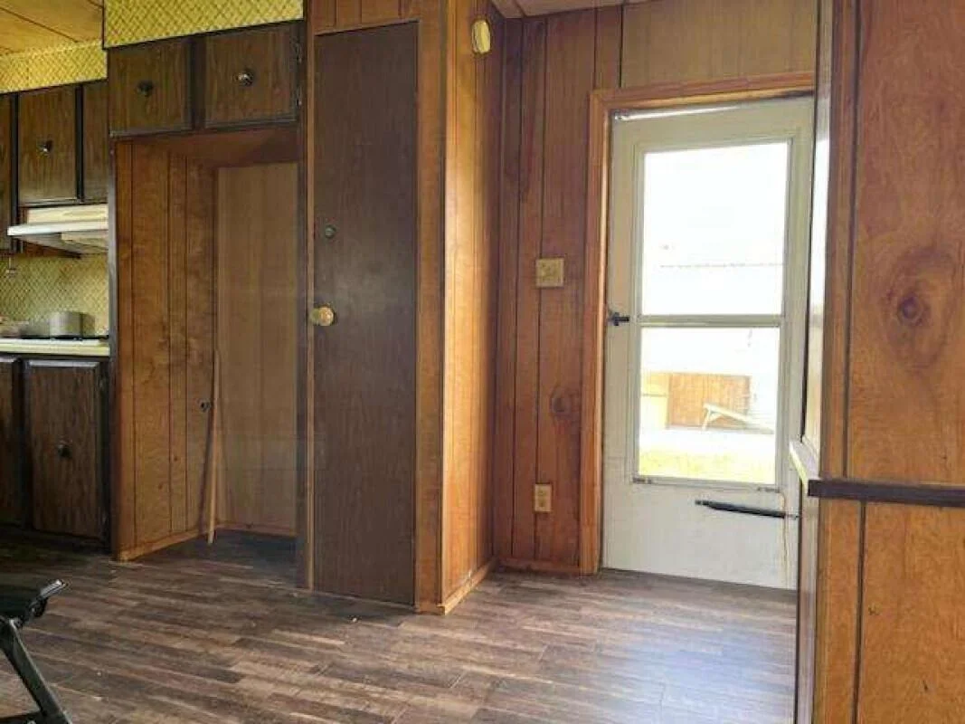 Photo of 82 NE 15th Terrace