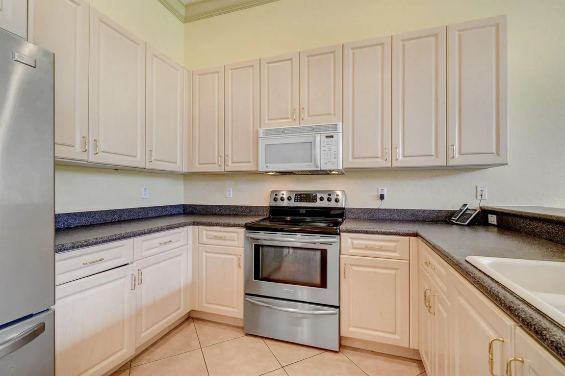 Photo of 8832 Palm River Drive