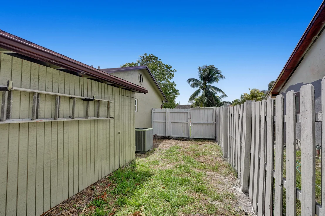 Photo of 505 Heron Drive
