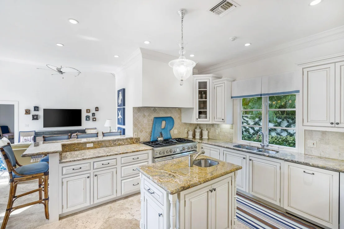 Photo of 224 Barton Avenue