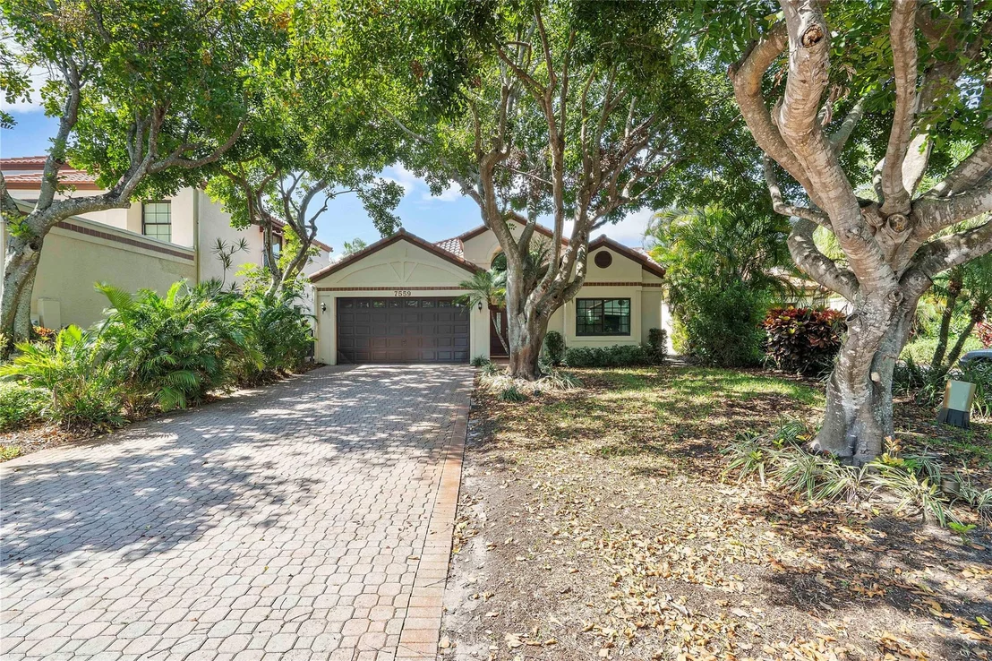 Photo of 7559 Mirabella Drive