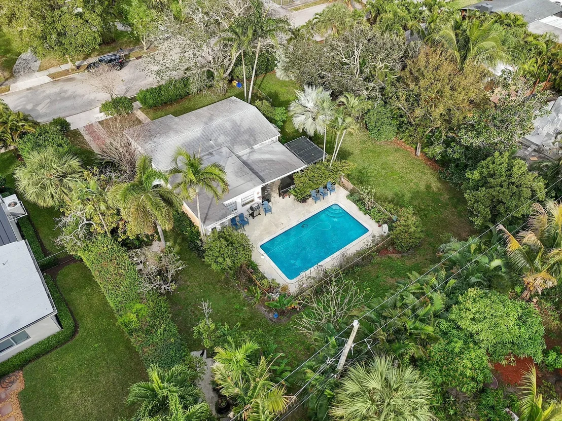 Photo of 1002 Ardmore Road