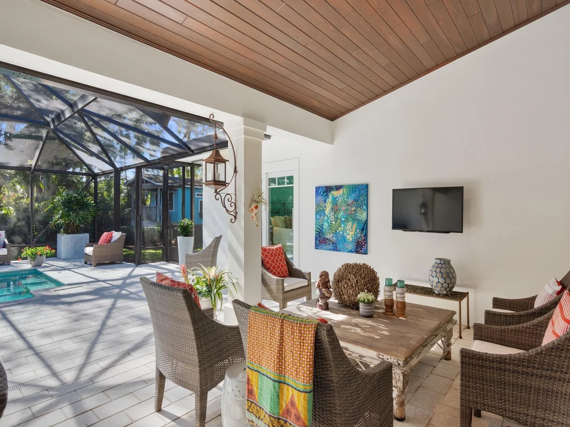 Photo of 746 Iris Lane