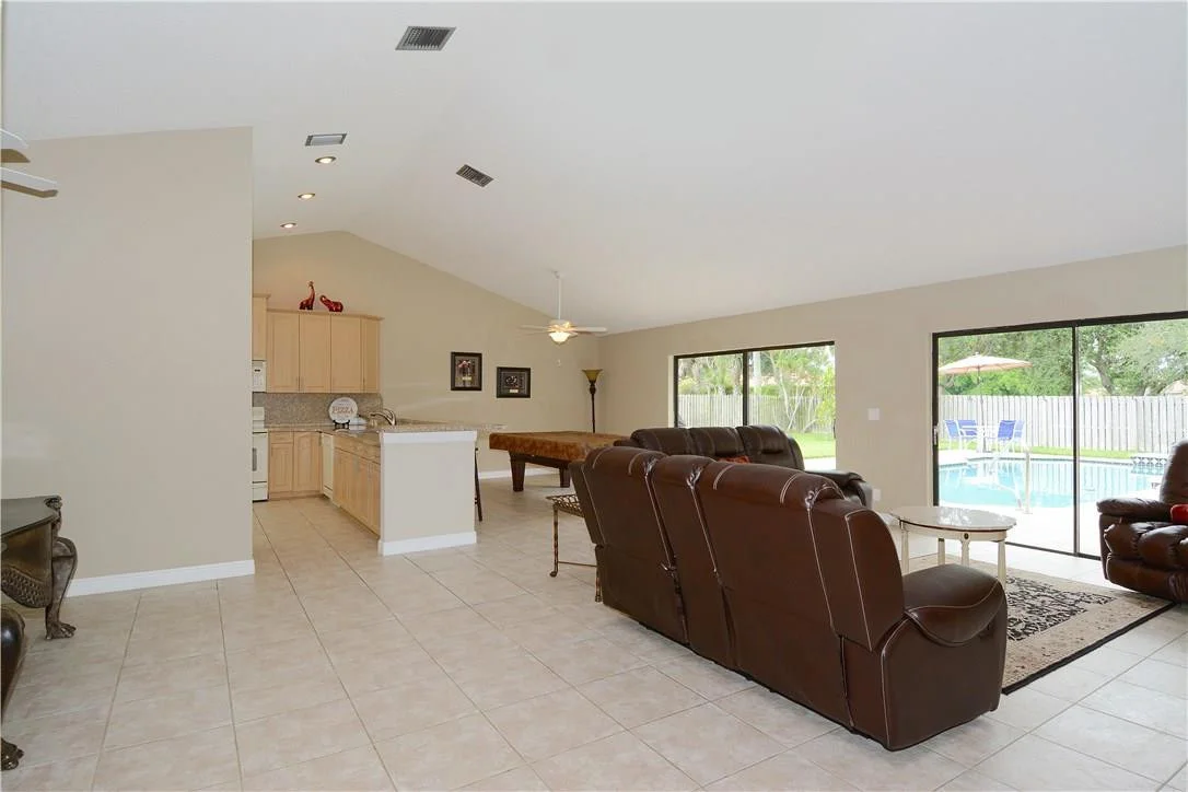 Photo of 9363 Laurel Green Drive
