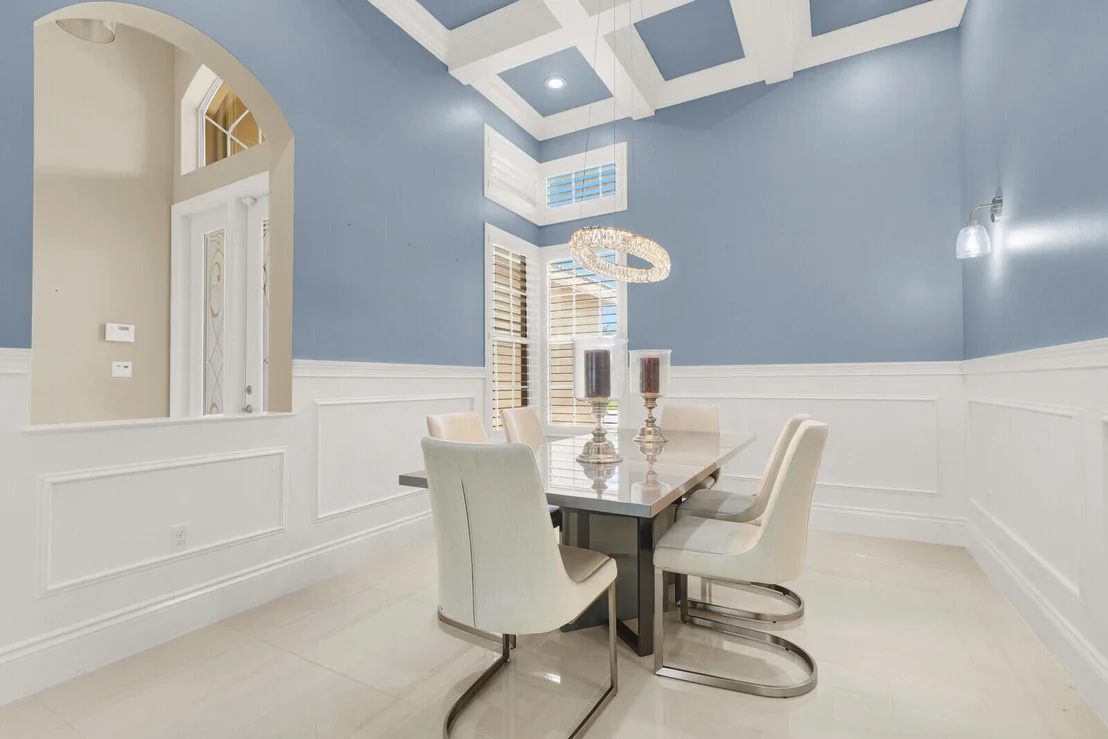 Photo of 10469 Whitewind Circle