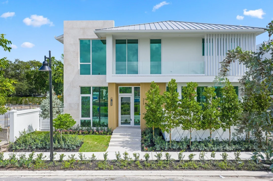 Photo of 330 Grove Place