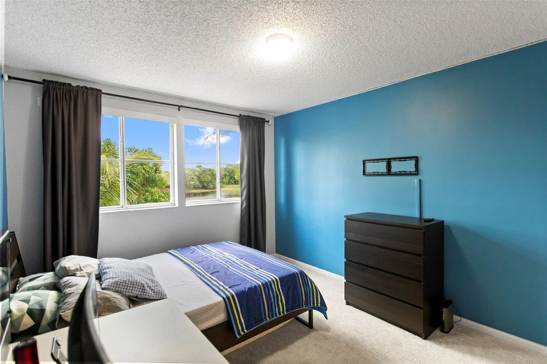 Photo of 372 Carrington Drive
