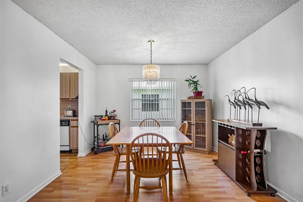 Photo of 6184 Stanley Lane