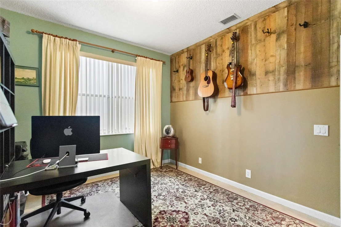 Photo of 372 Carrington Drive