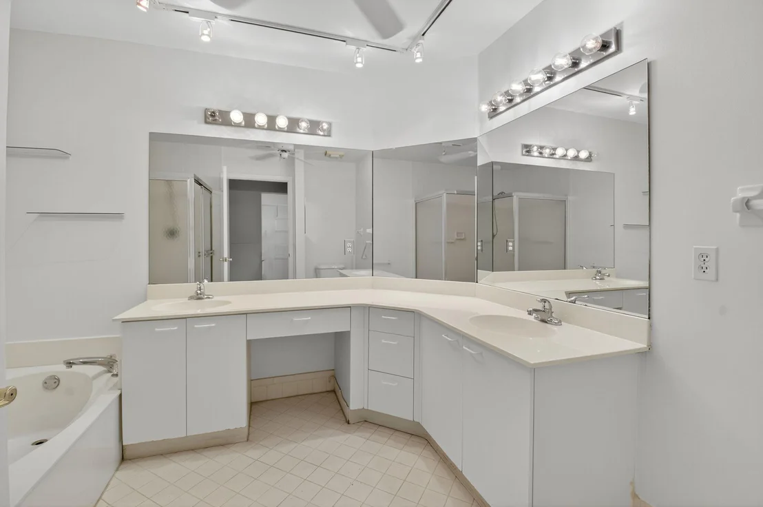 Photo of Unit E at 5217 Brisata Circle