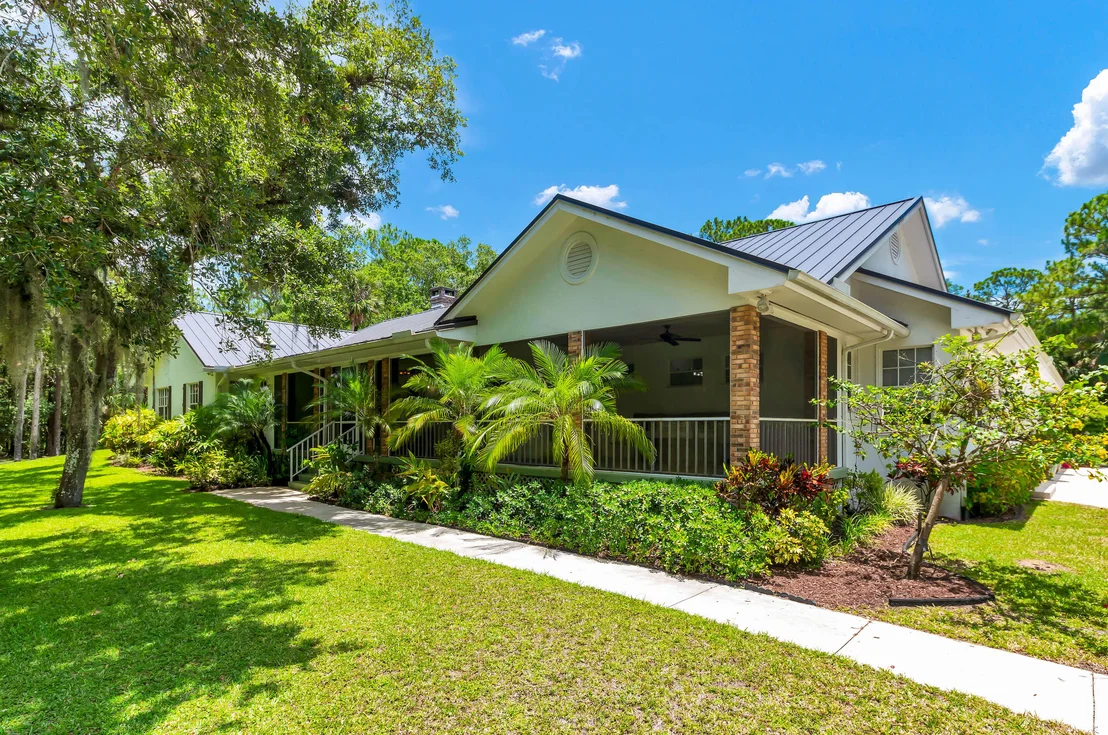 Photo of 9266 Oak Hammock Lane