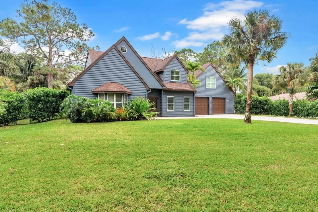 Photo of 10070 Trailwood Circle