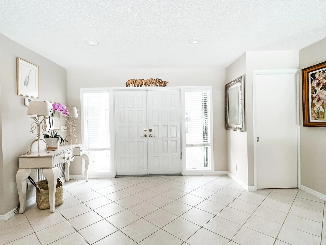 Photo of 4563 Gleneagles Drive