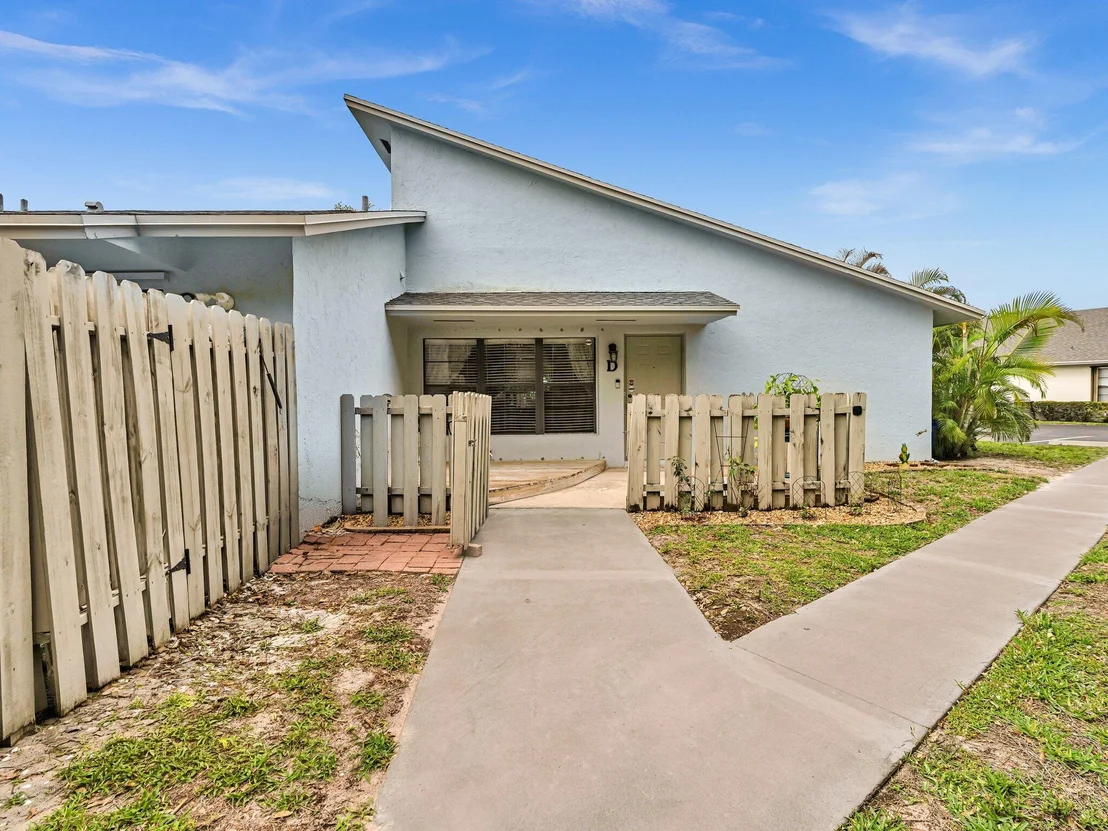 Photo of Unit 2124D at 431 Jupiter Lakes Boulevard