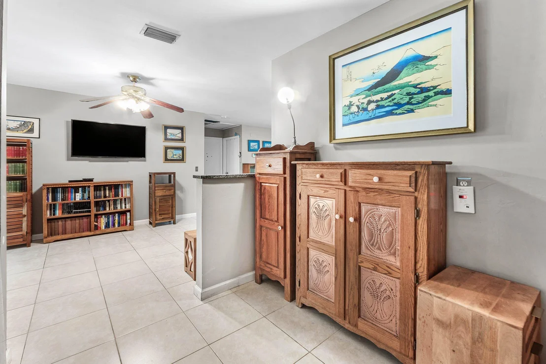 Photo of 417 UPLAND Road