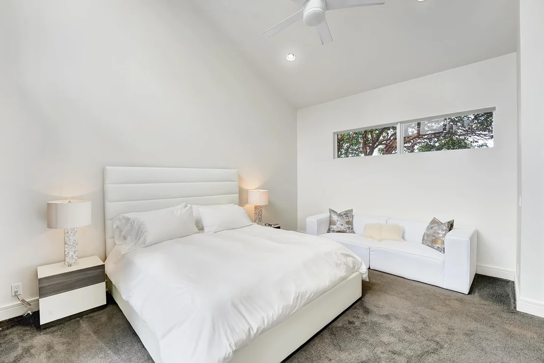 Photo of 4325 White Cedar Drive