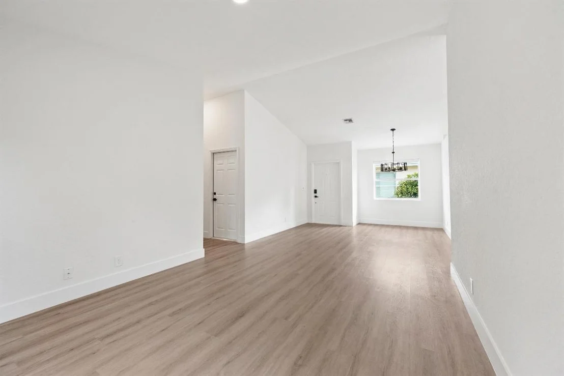 Photo of 151 Crystal Key Way