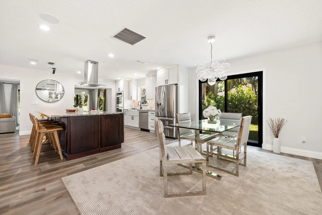 Photo of 2831 SE Fairway W