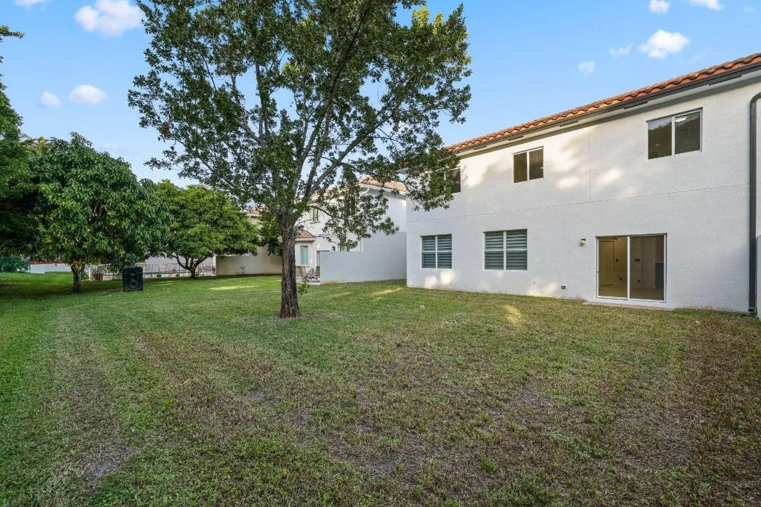 Photo of 9581 Cobblestone Creek Drive