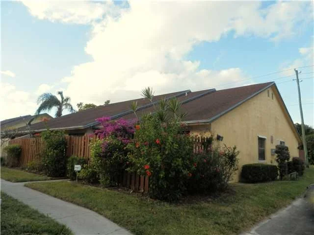 Photo of 174 Springdale Circle