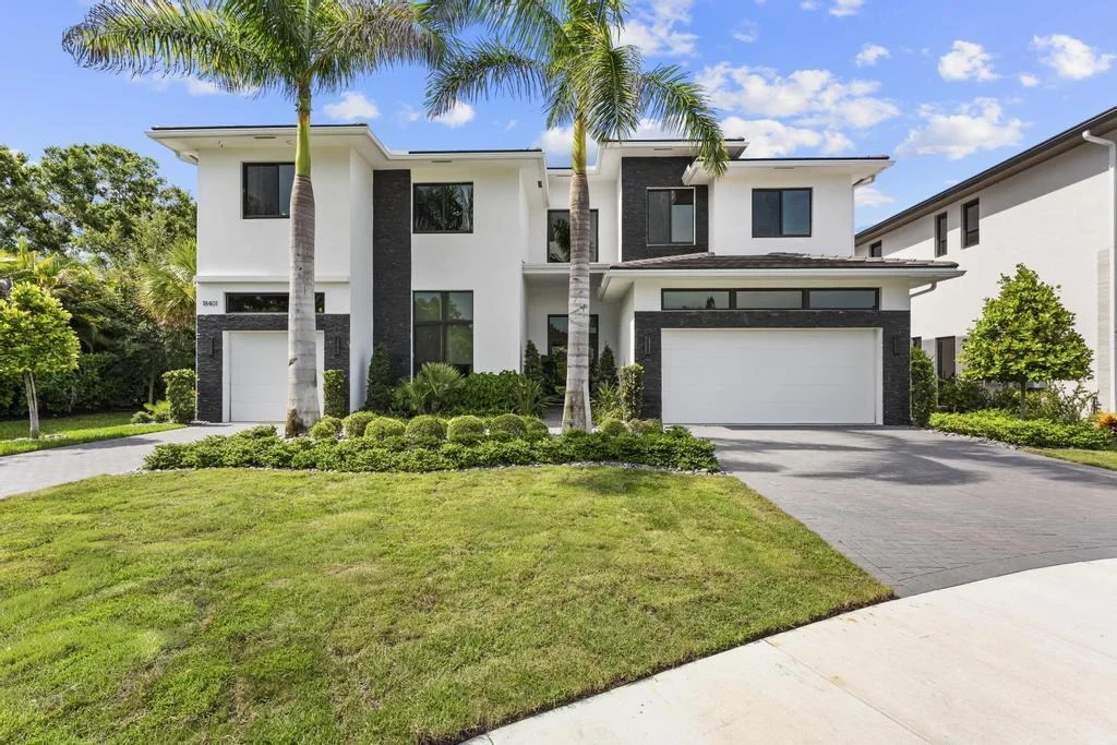 Photo of 18401 Symphony Court