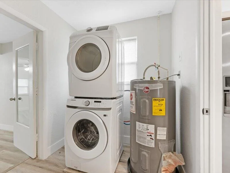Photo of 311 W Sample Road