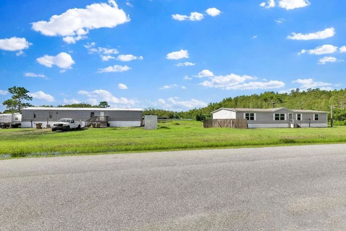 Photo of 9400 Luna Drive