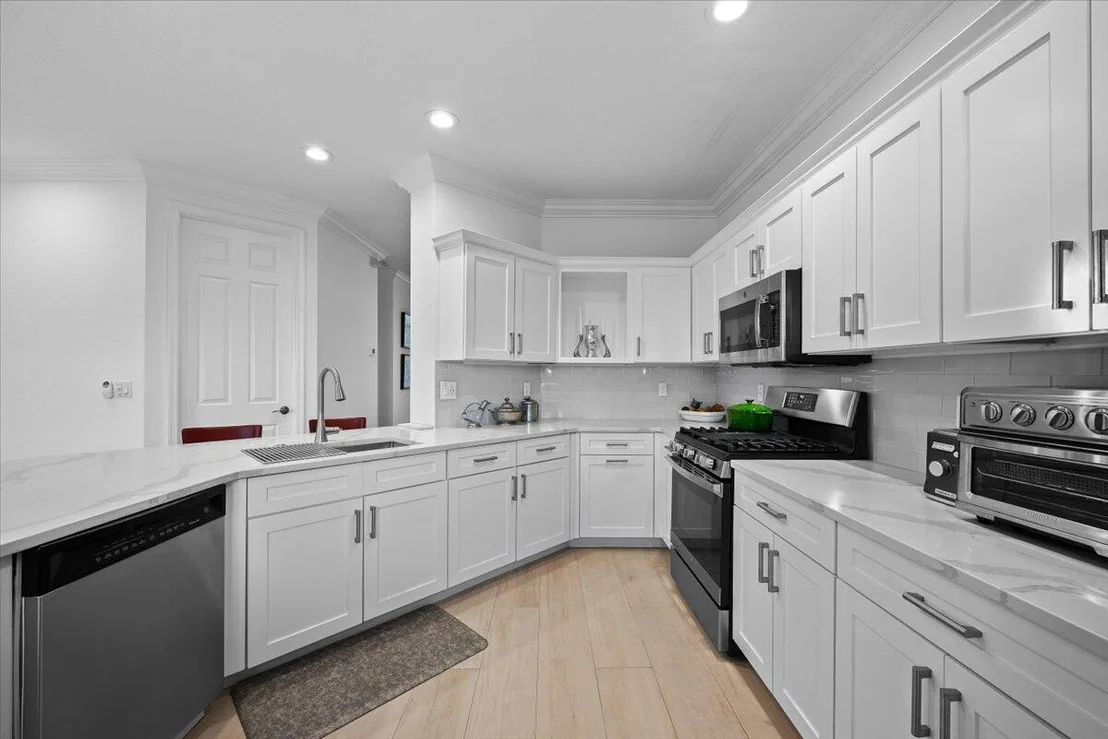 Photo of 653 Castle Drive