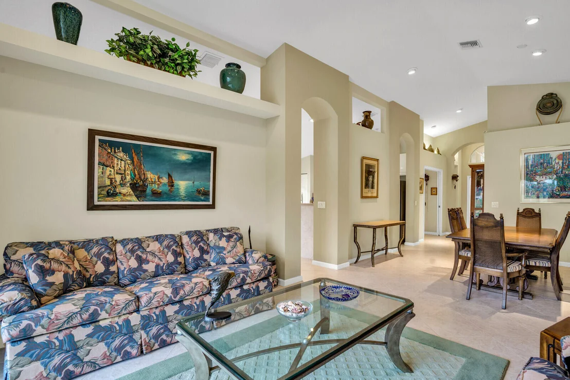 Photo of 7101 Haviland Circle
