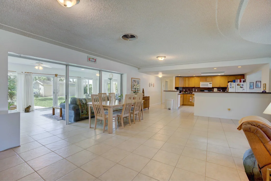 Photo of 452 Date Palm Drive