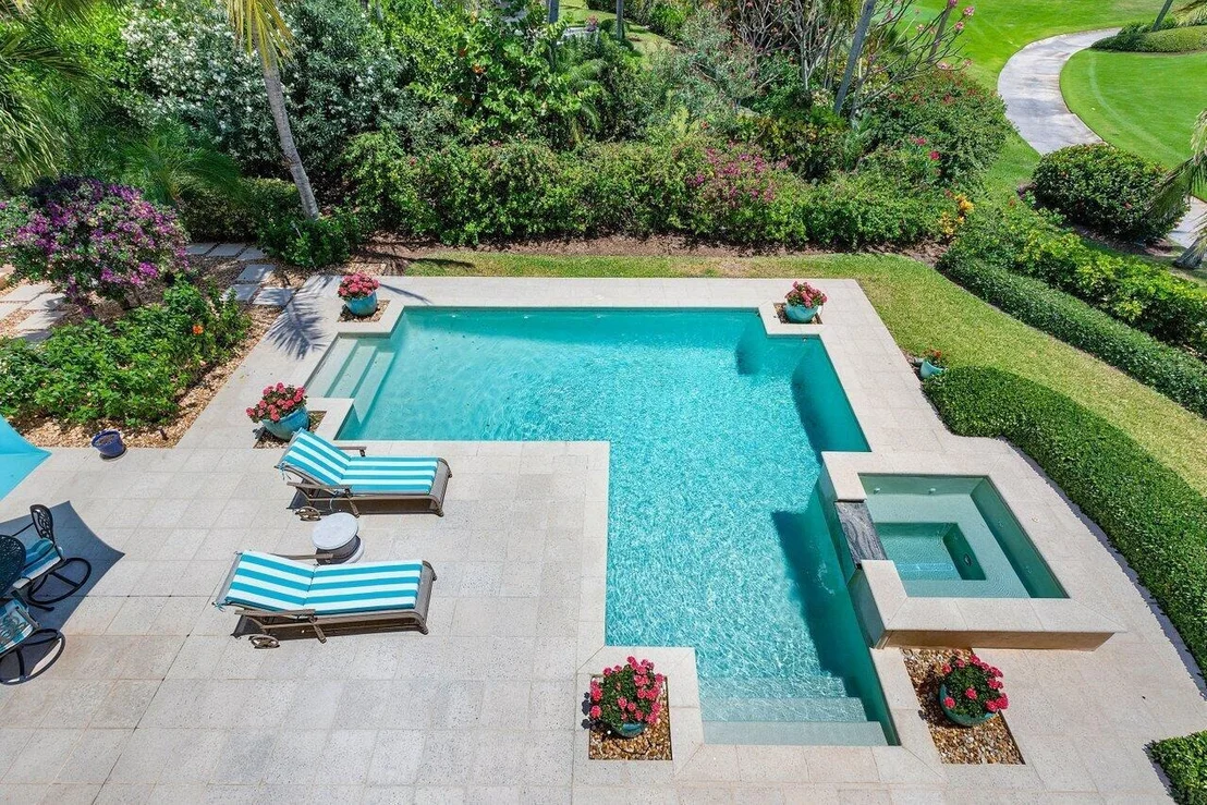 Photo of 6971 SE Harbor Circle