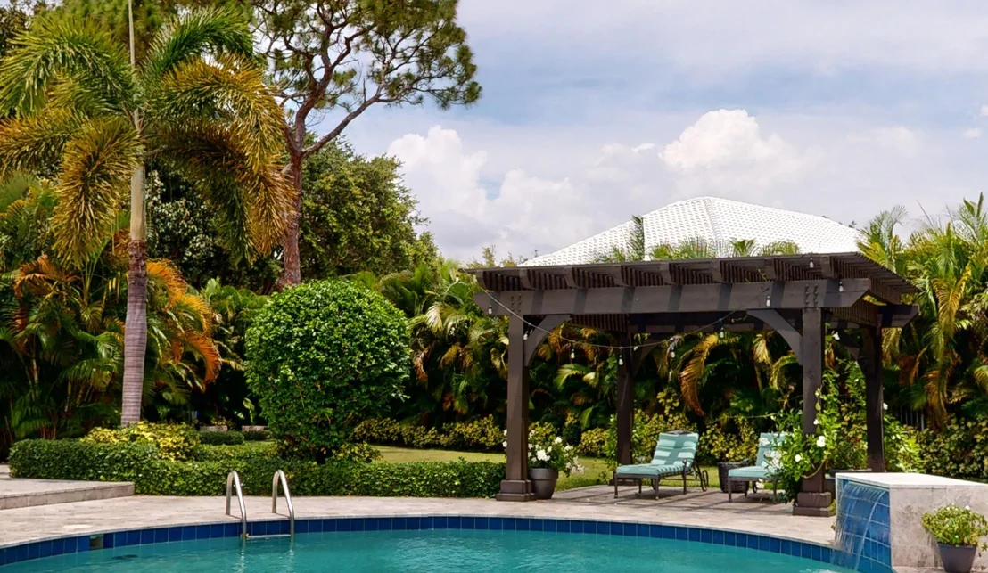 Photo of 355 Oakview Drive