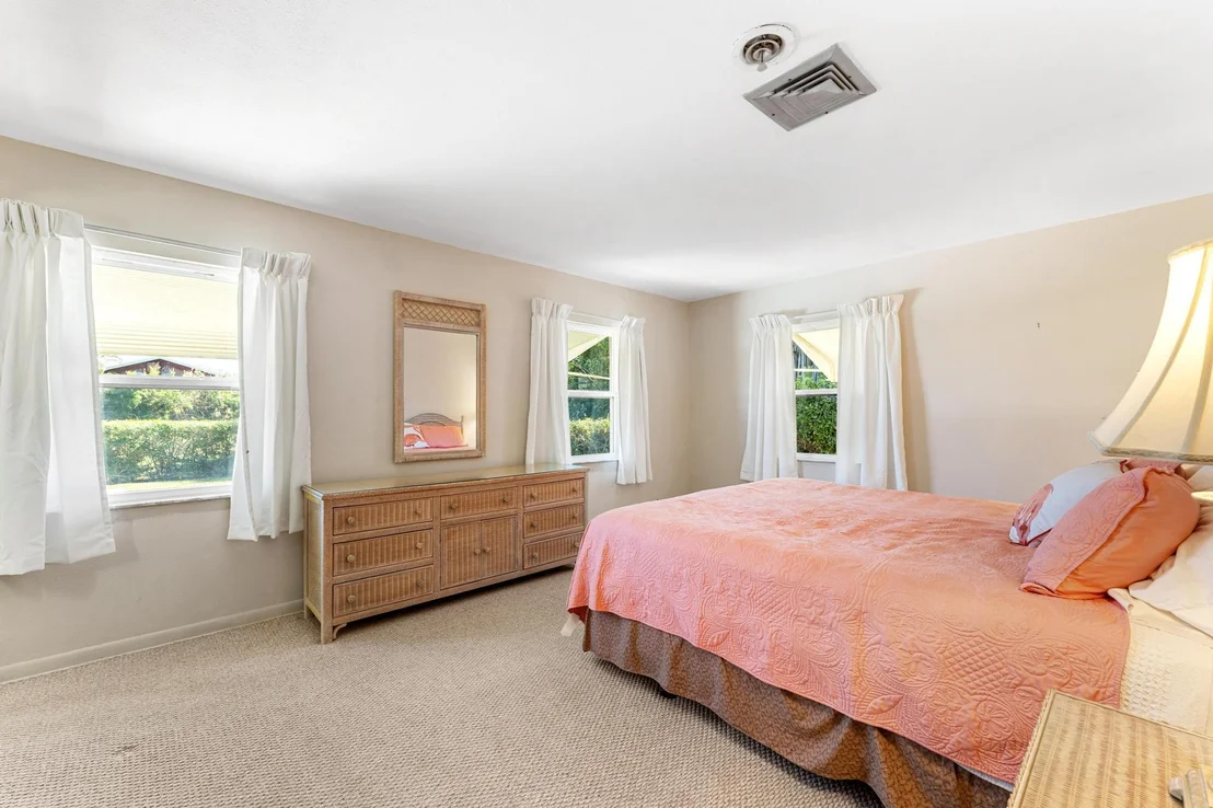 Photo of 1812 High Ridge Road