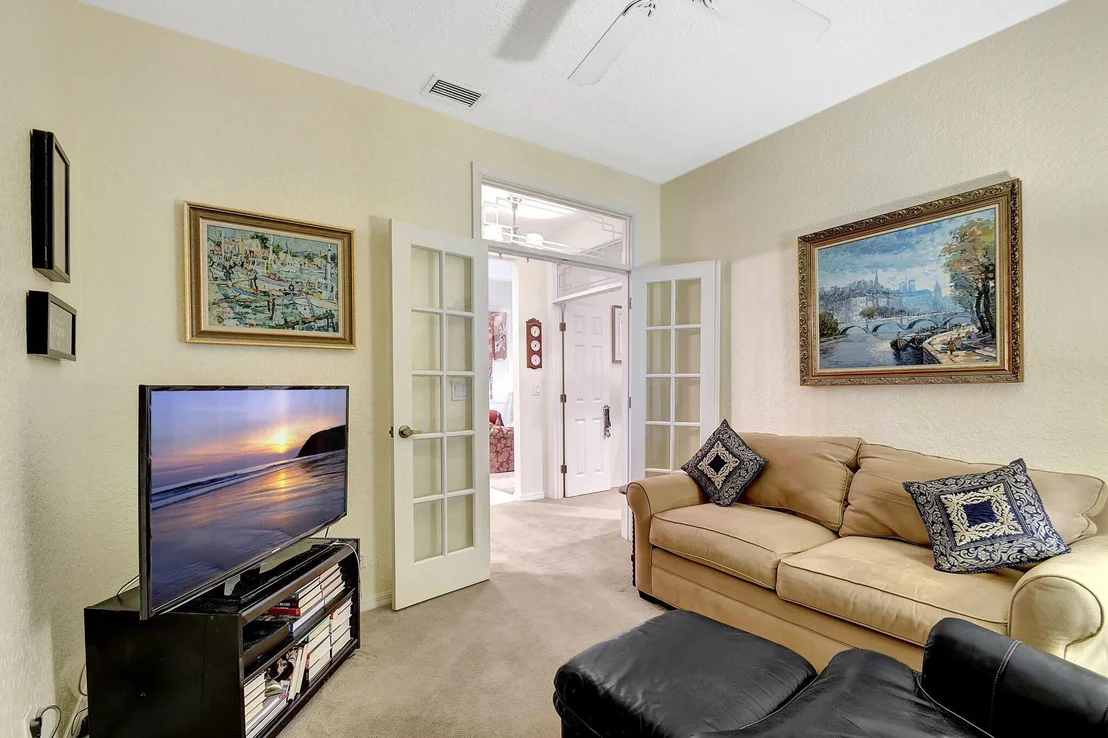 Photo of 2773 Hampton Circle S