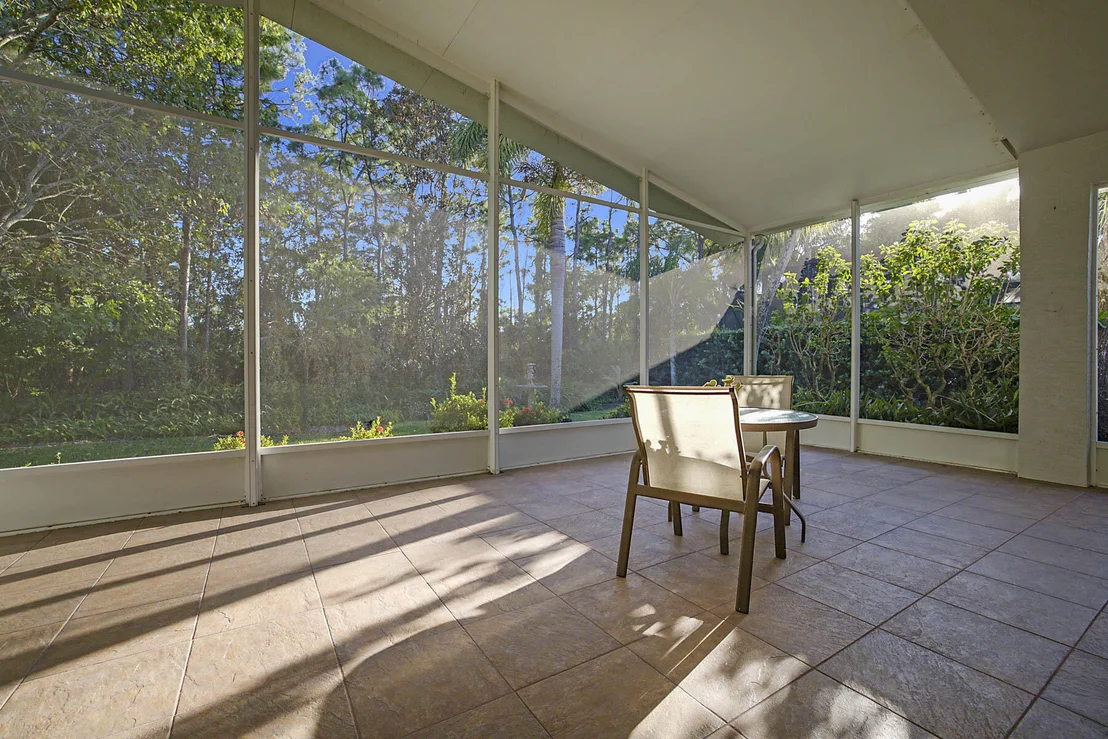 Photo of 7019 SE Twin Oaks Circle SE
