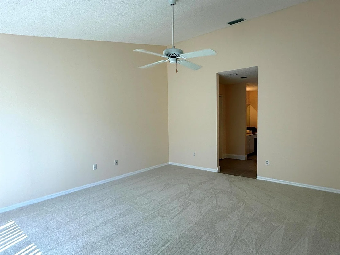 Photo of 330 Oregon Lane