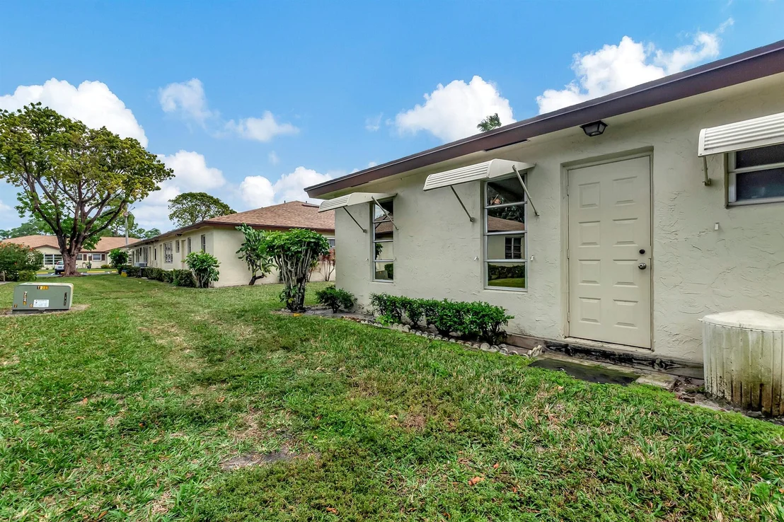 Photo of Unit D at 13990 Nesting Way