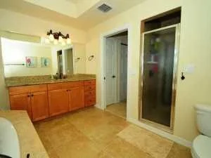Photo of 1124 Lakeshore Drive