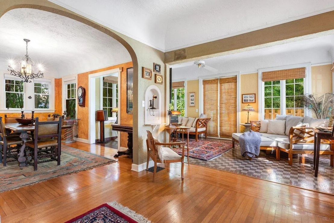 Photo of 739 Sunset Road