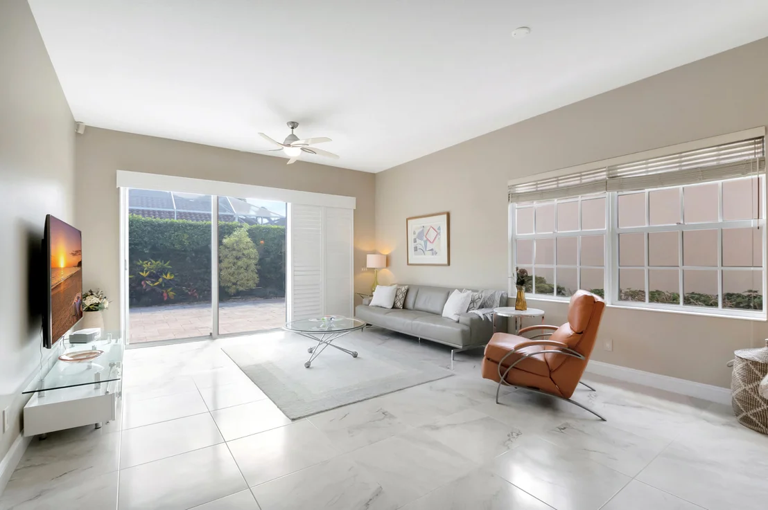 Photo of 4786 Temple Drive