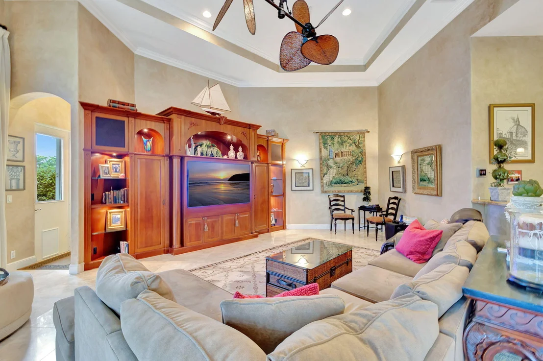 Photo of 2330 Tecumseh Circle