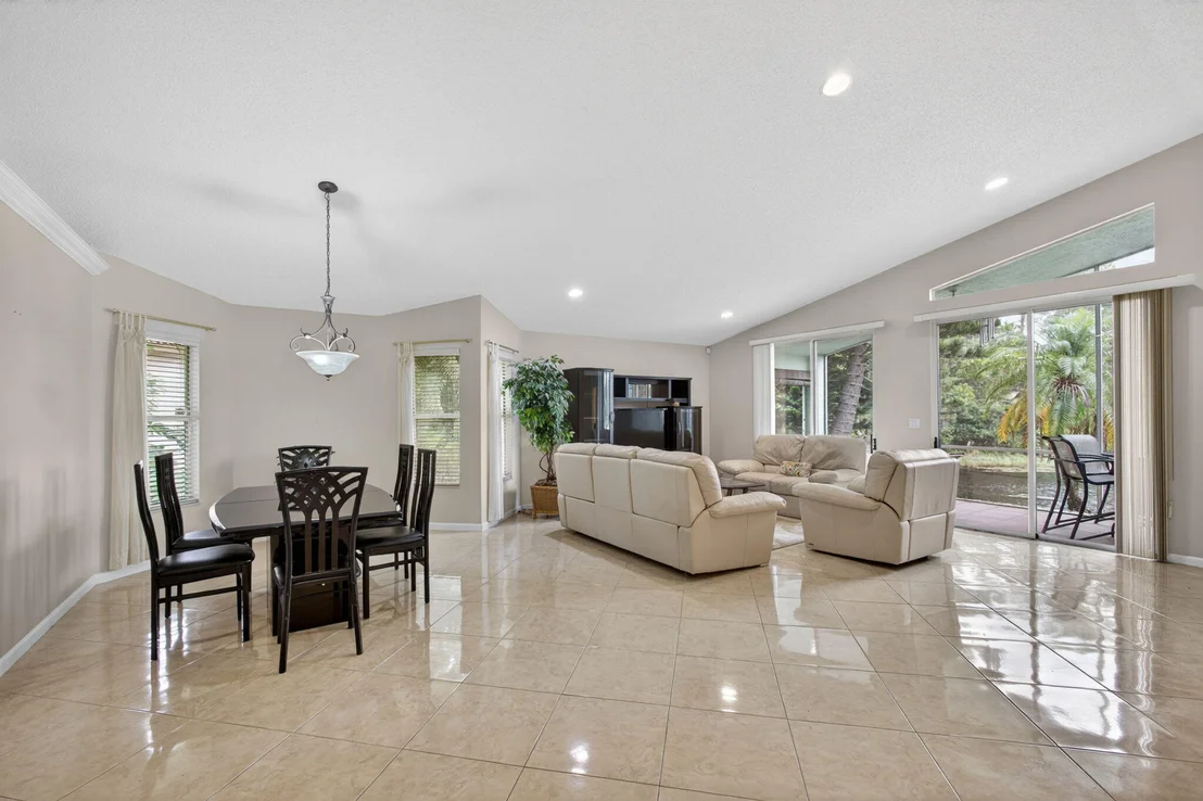 Photo of 2860 Waters Edge Circle
