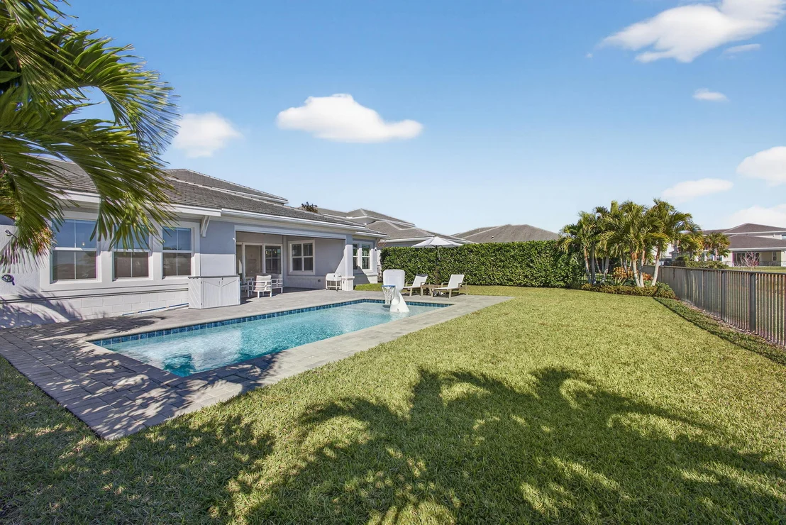 Photo of 9221 Crestview Circle