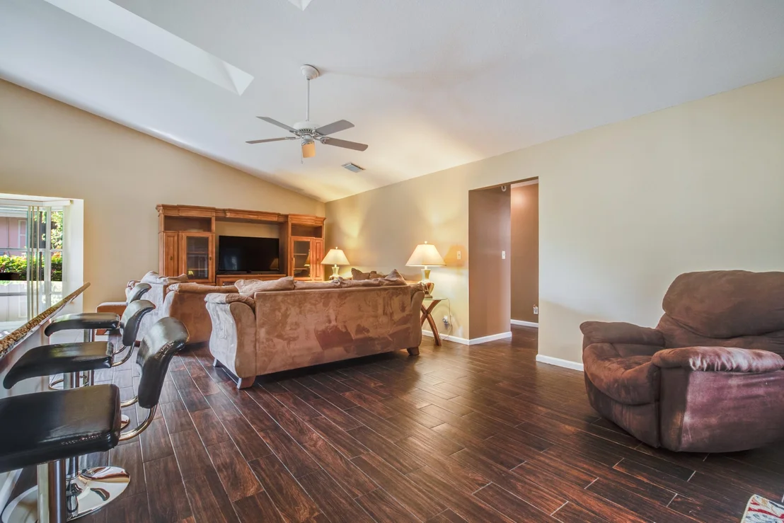 Photo of 1741 Grantham Drive