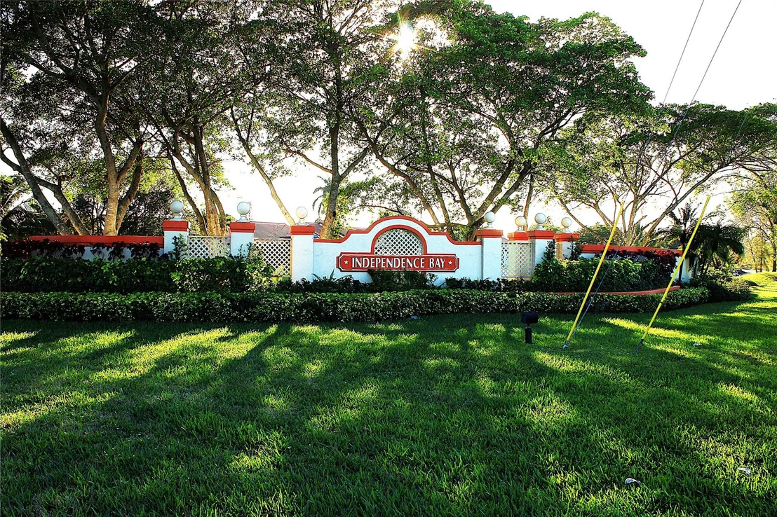 Photo of 113 Centennial Court