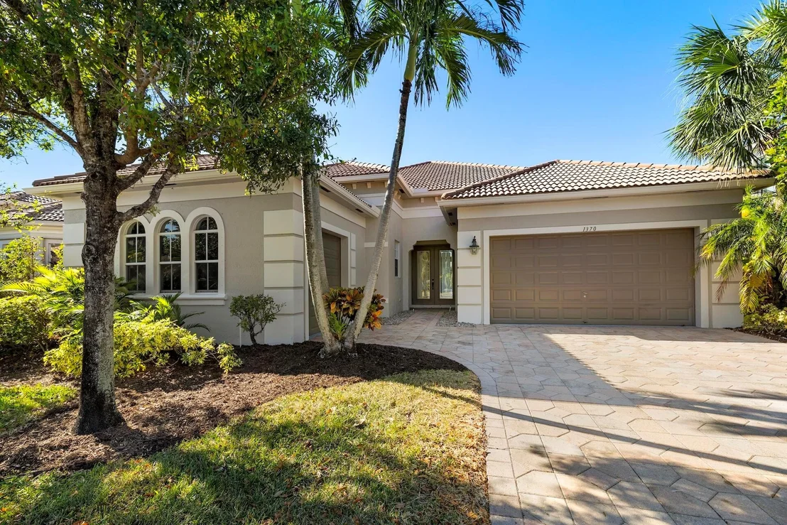 Photo of 1370 Beacon Circle