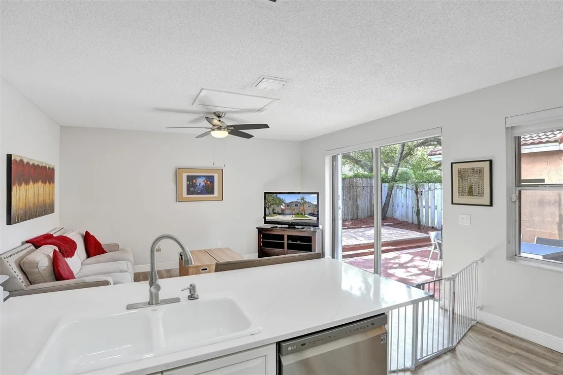 Photo of 4165 Tree Tops Road