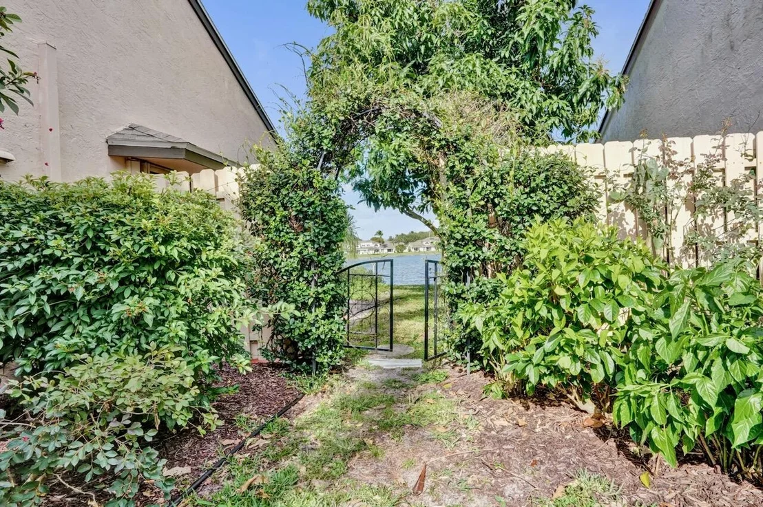 Photo of 32 Buxton Lane