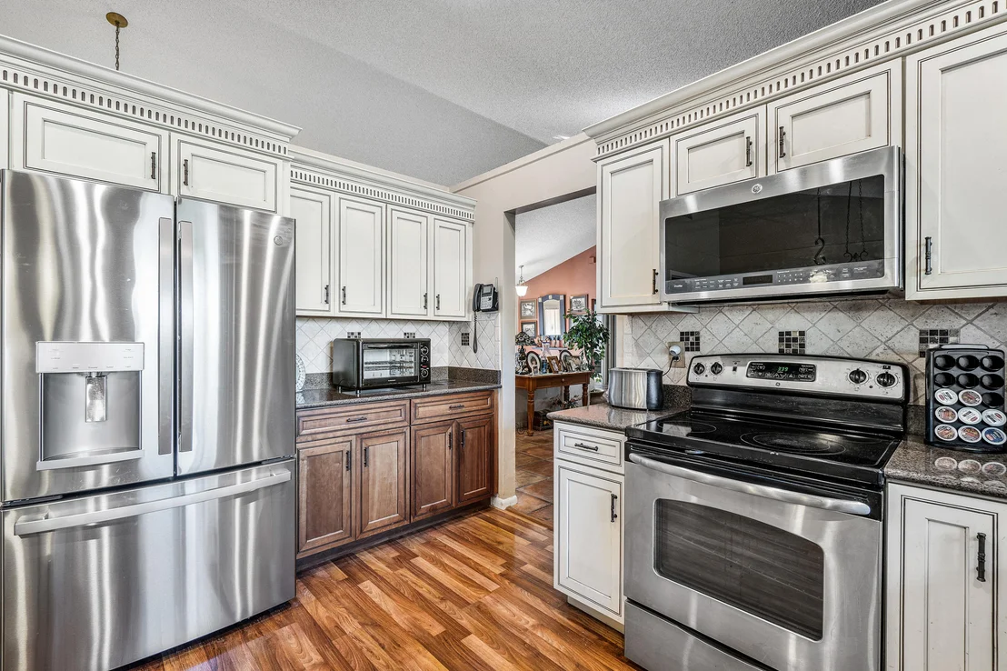 Photo of 9285 Laurel Green Drive