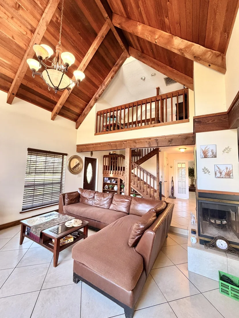 Photo of 505 SE 18th Way